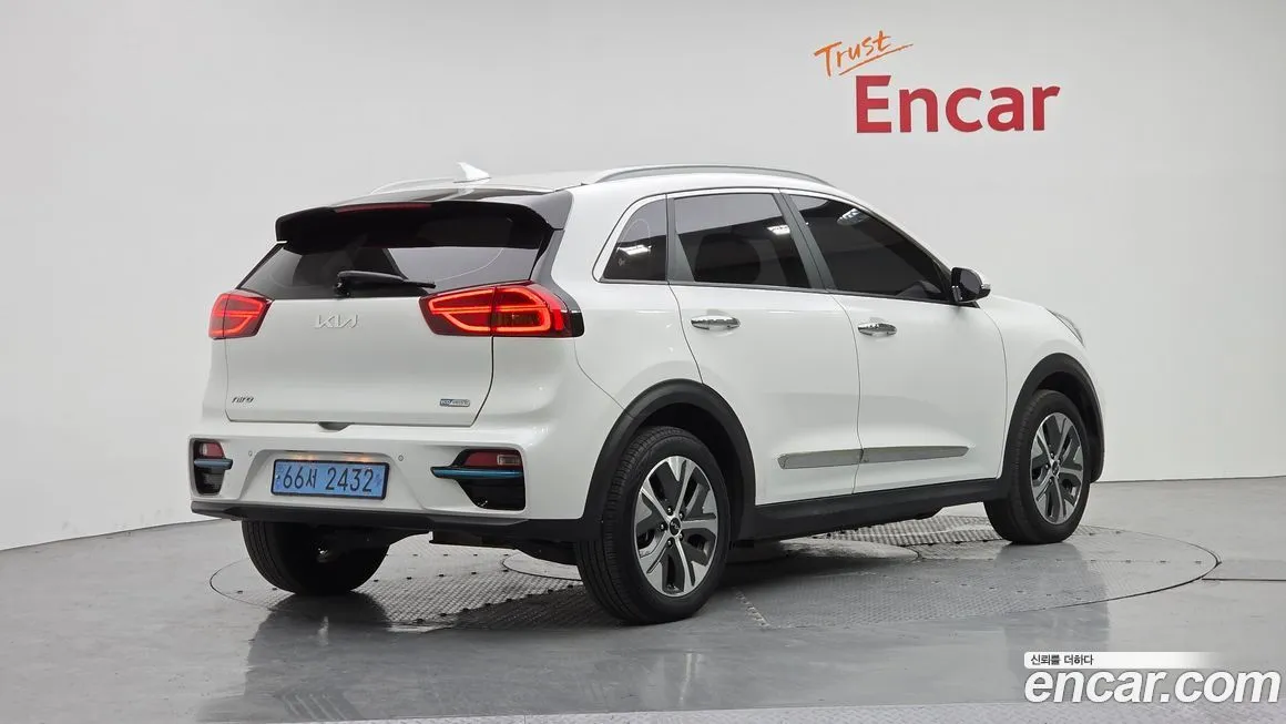 Kia Niro — фото 2