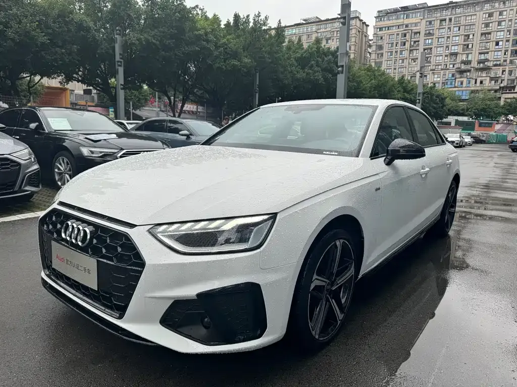 Audi A4L 2024 из CN, фото 1