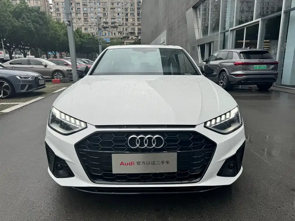 Audi A4L 2024 из CN, фото 5