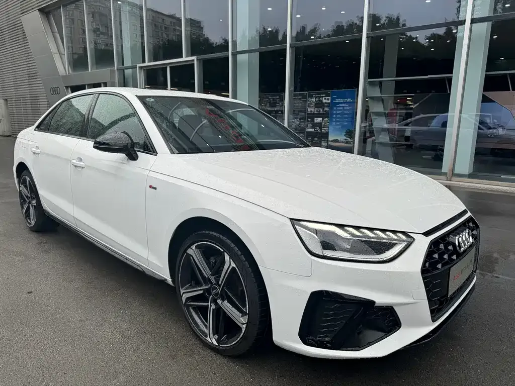 Audi A4L 2024 из CN, фото 6