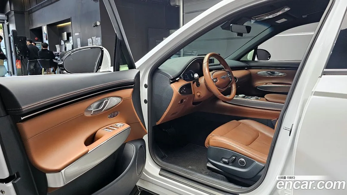 Genesis GV70 — фото 10