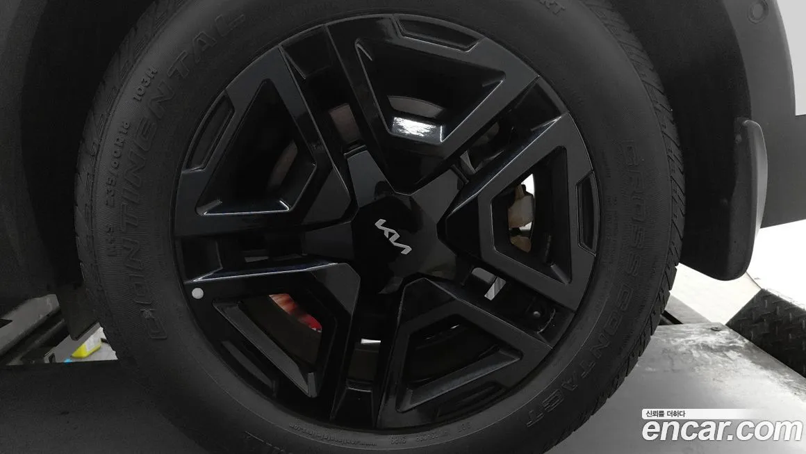 Kia Sorento — фото 8