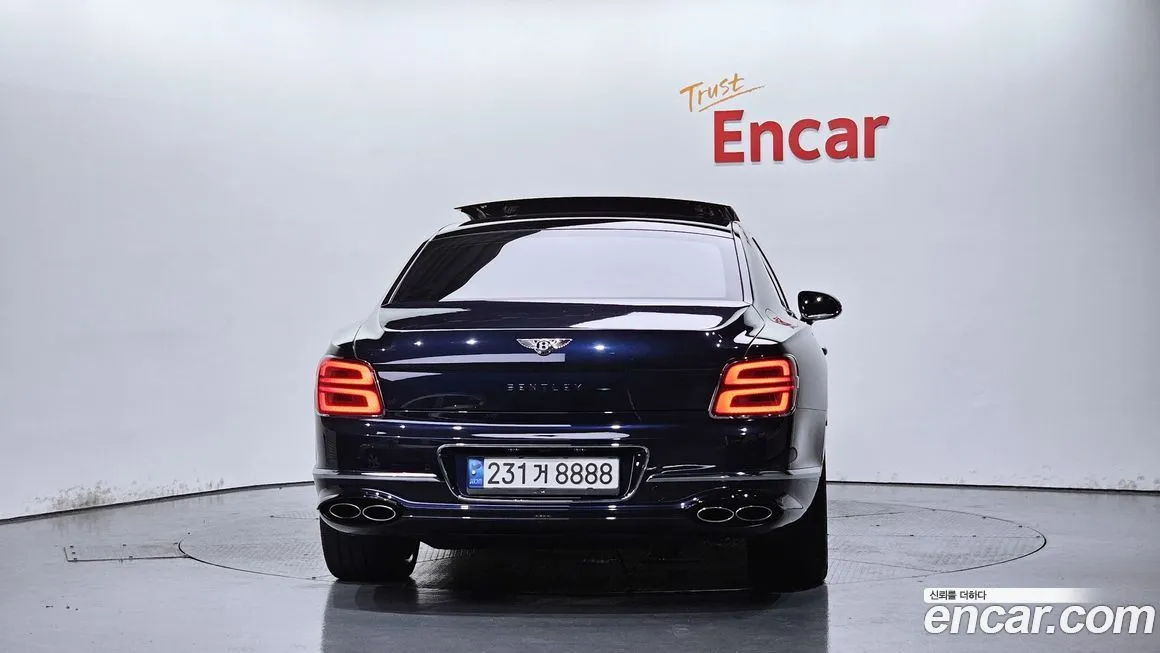 Bentley Flying Spur 2021 из KR, фото 4
