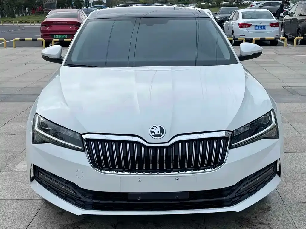 Skoda Superb 2021 из CN, фото 2