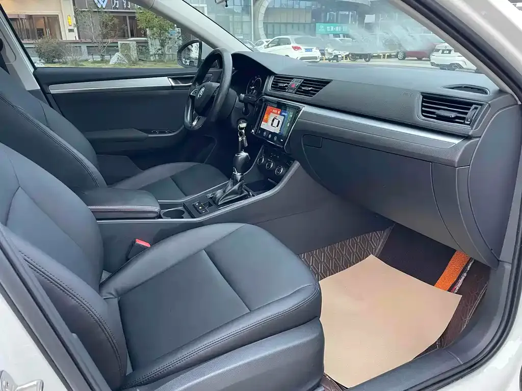 Skoda Superb 2021 из CN, фото 5