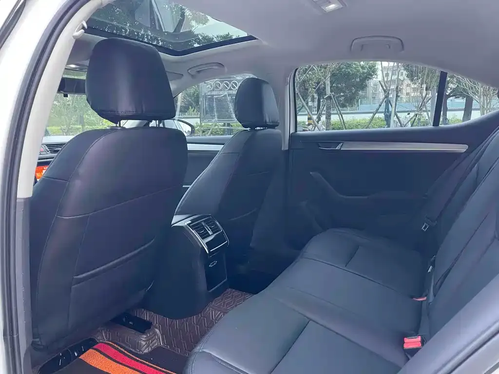 Skoda Superb 2021 из CN, фото 7