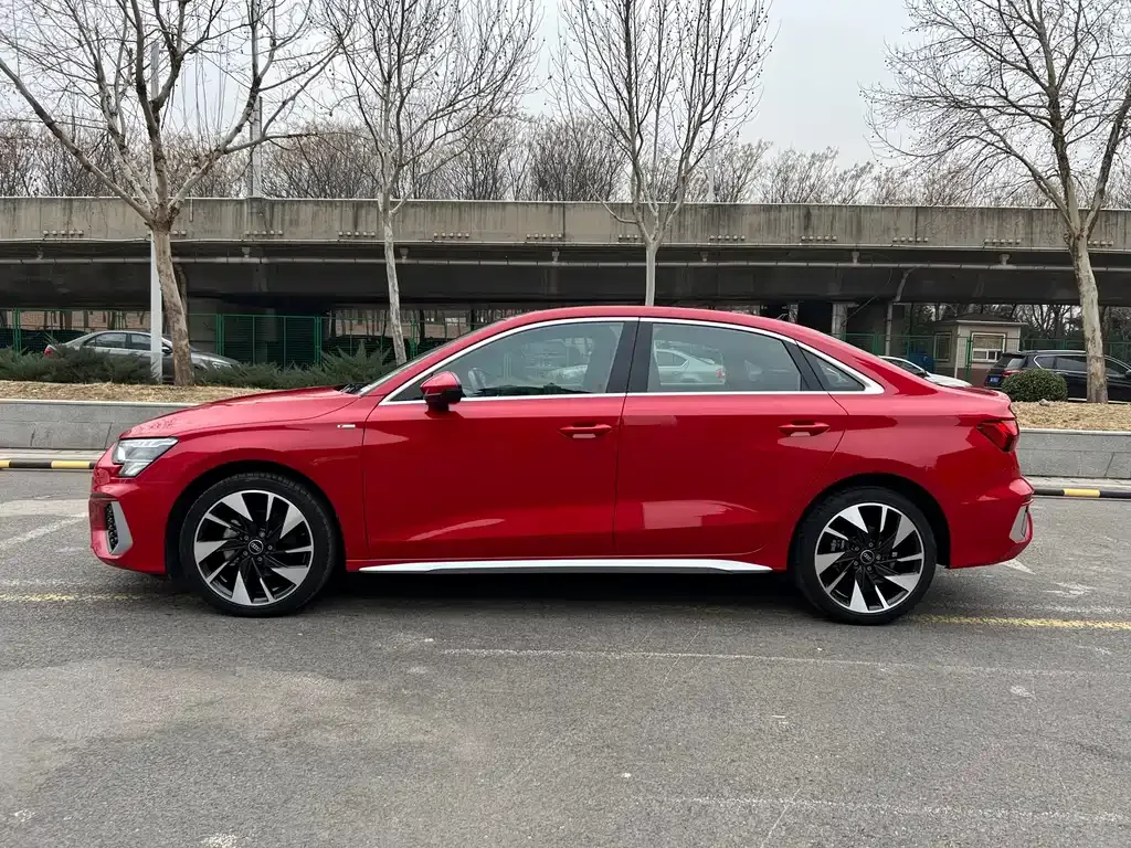 Audi A3 2023 из CN, фото 10