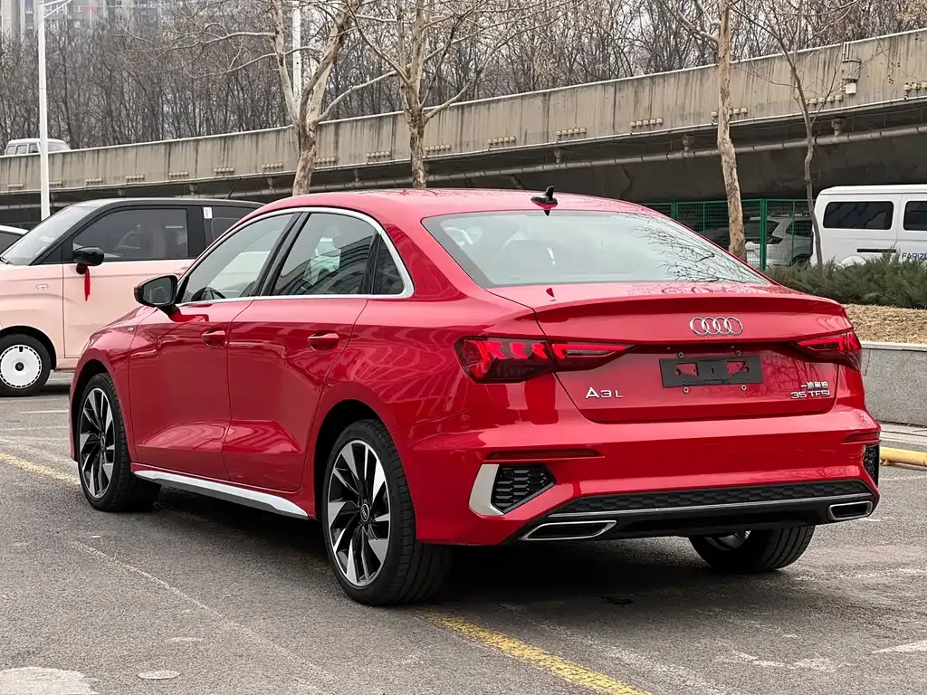 Audi A3 2023 из CN, фото 4