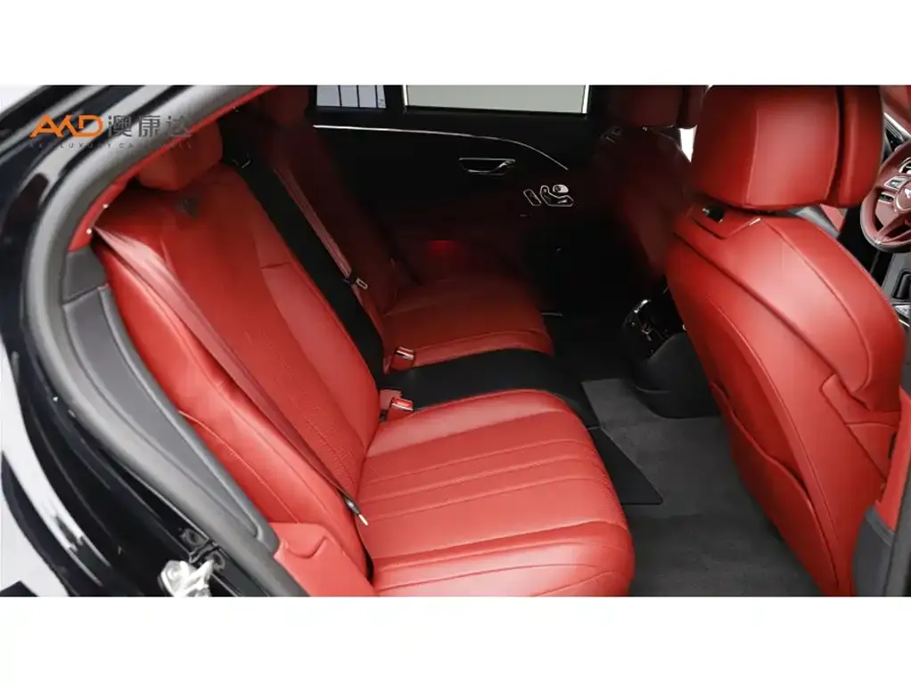 Bentley Flying Spur PHEV 2024 из CN, фото 8