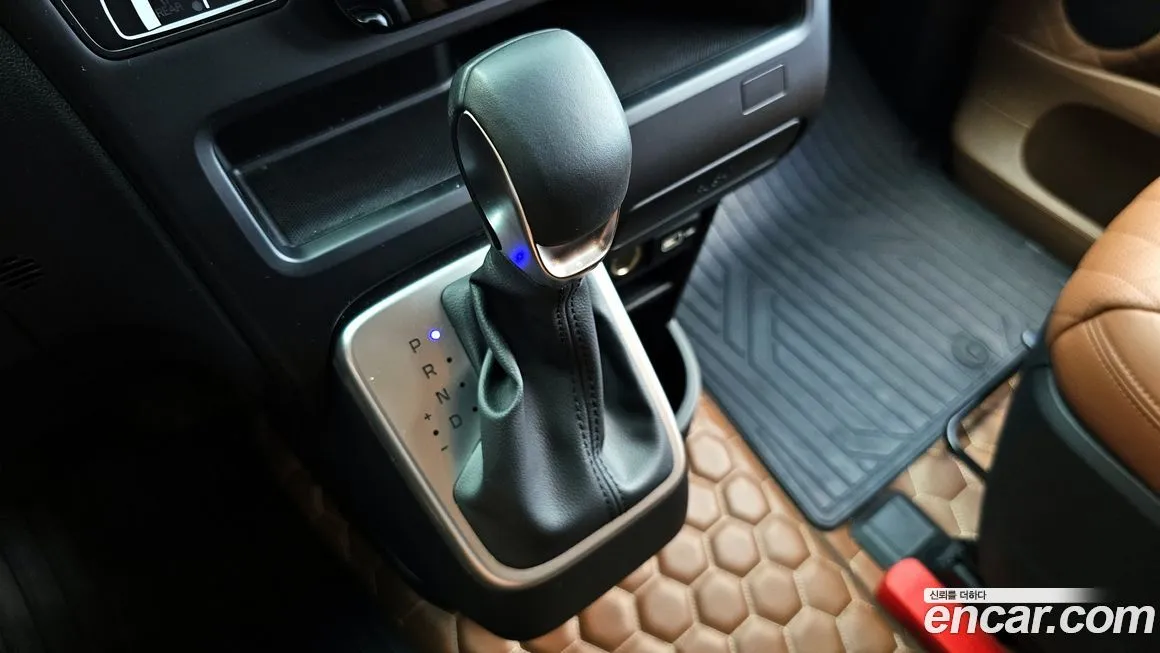 Hyundai Staria 2023 из KR, фото 9