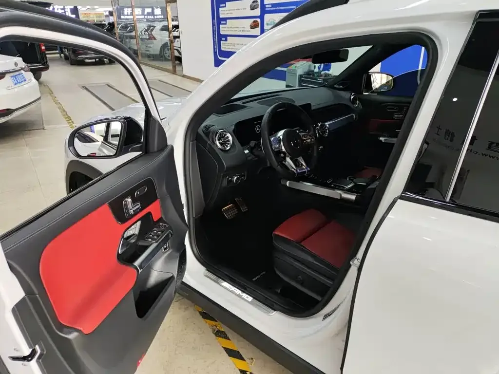 Mercedes-Benz GLB AMG 2023 из CN, фото 5