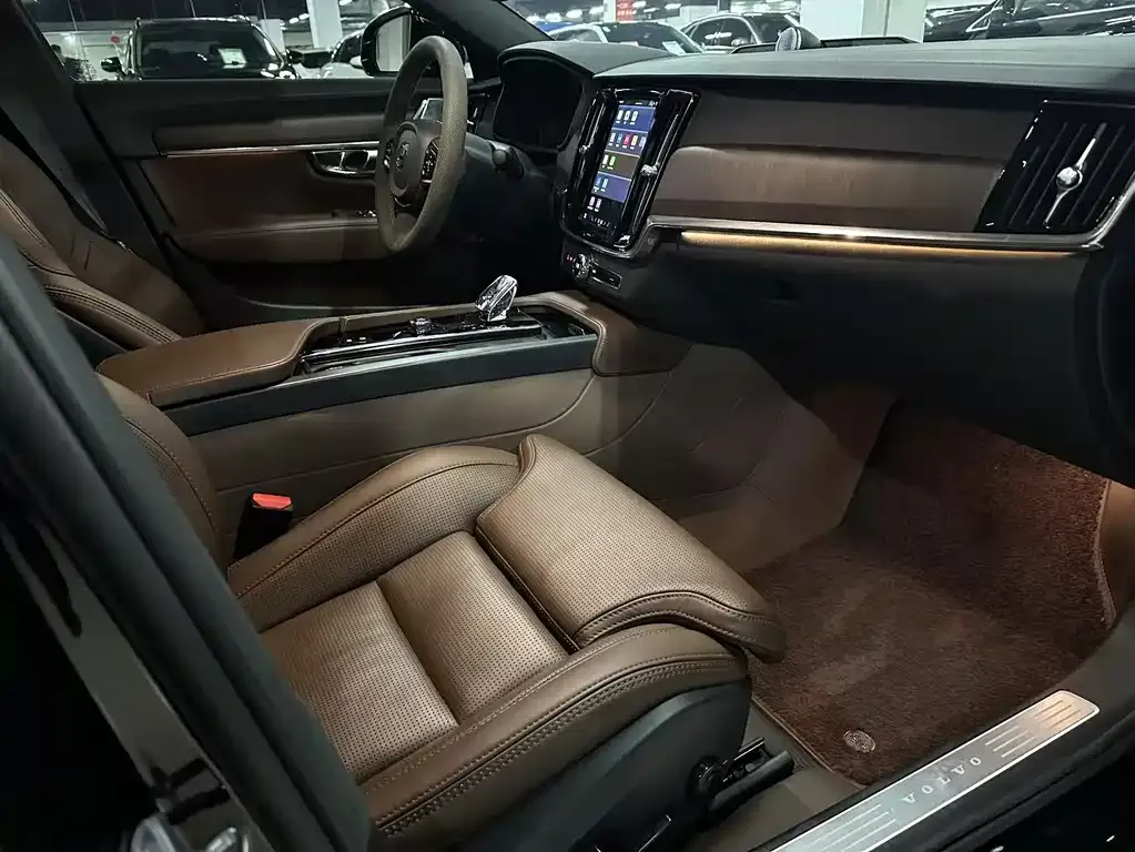 Volvo S90 2023 из CN, фото 10