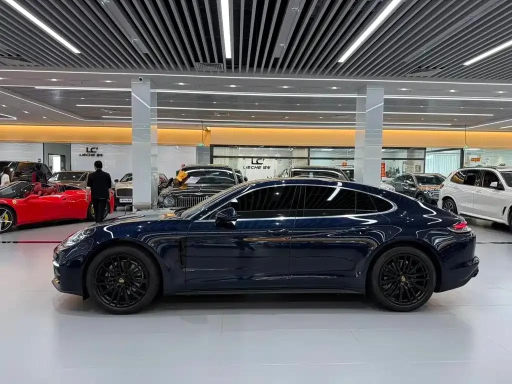 Porsche Panamera 2021 из CN, фото 7
