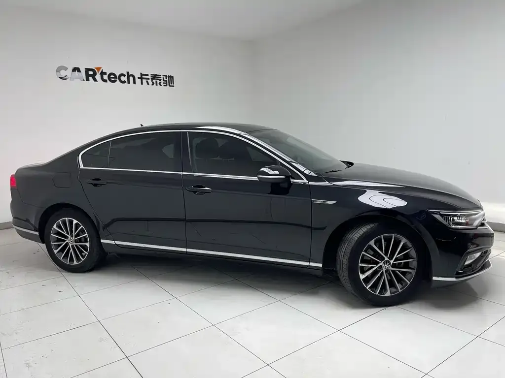 Volkswagen Magotan 2021 из CN, фото 4