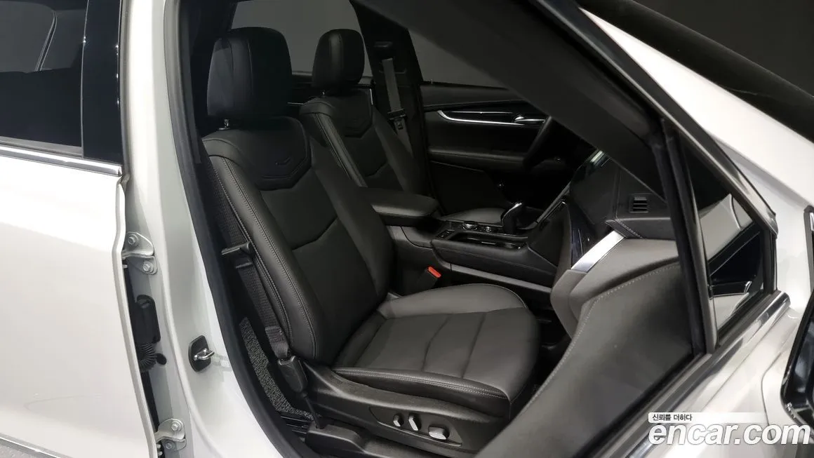 Cadillac XT5 2022 из KR, фото 10