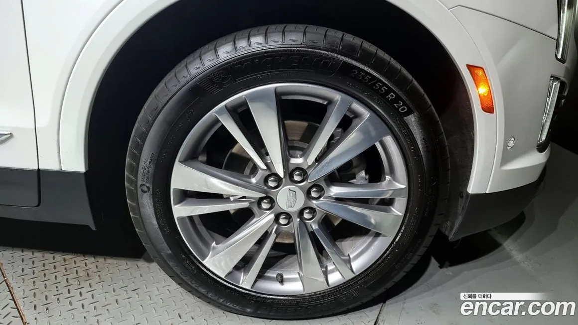 Cadillac XT5 2022 из KR, фото 5