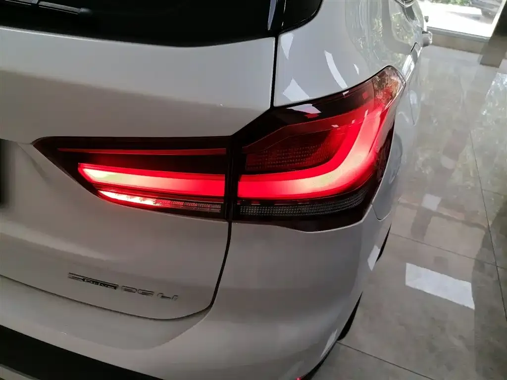 BMW X1 2022 из CN, фото 8