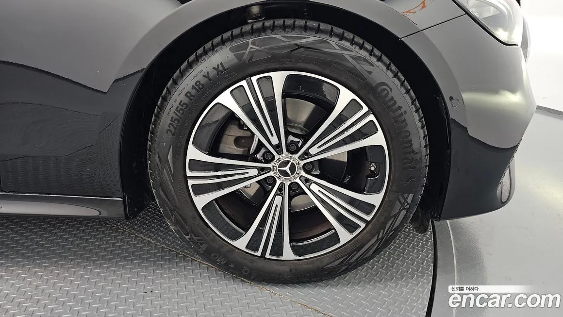 Mercedes-Benz E-Class 2024 из KR, фото 5