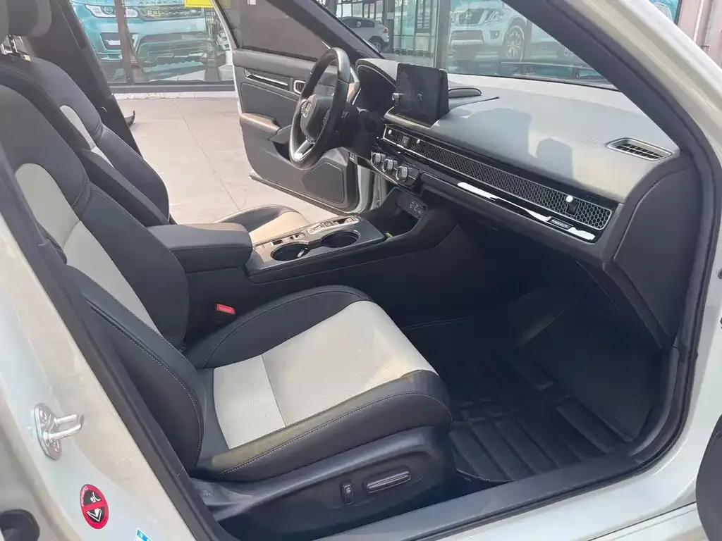 Honda Civic 2022 из CN, фото 10