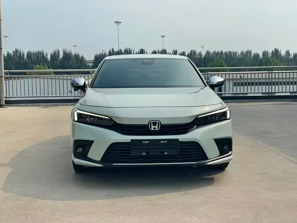 Honda Civic 2022 из CN, фото 2