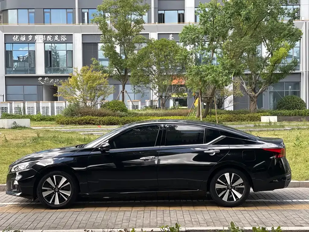 Nissan Teana 2022 из CN, фото 3