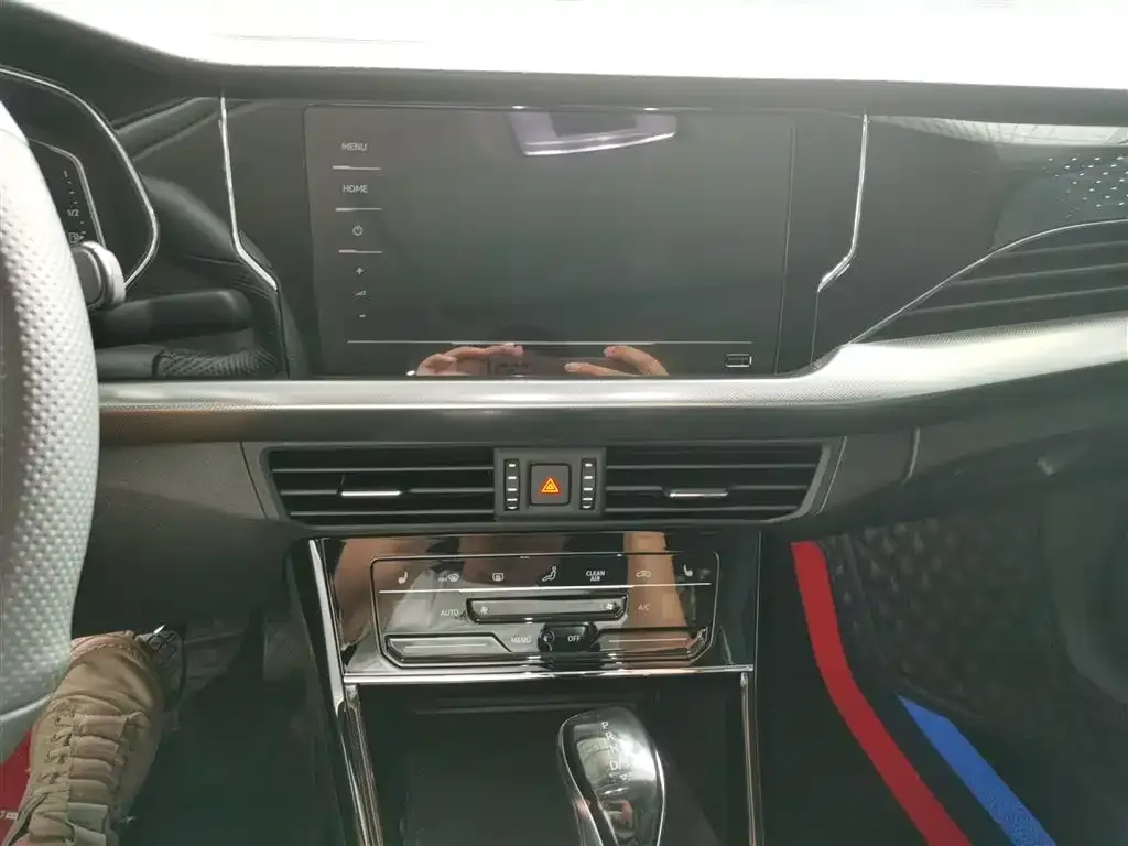 Volkswagen Passat 2023 из CN, фото 6