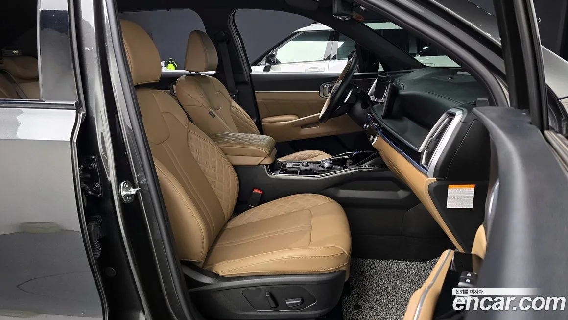 Kia Sorento — фото 10