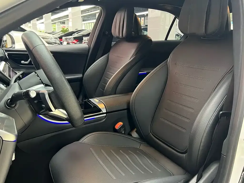 Mercedes-Benz C-Class 2024 из CN, фото 9