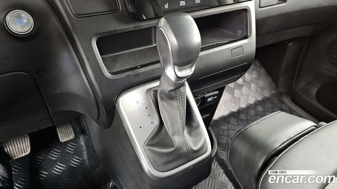 Hyundai Staria 2023 из KR, фото 9