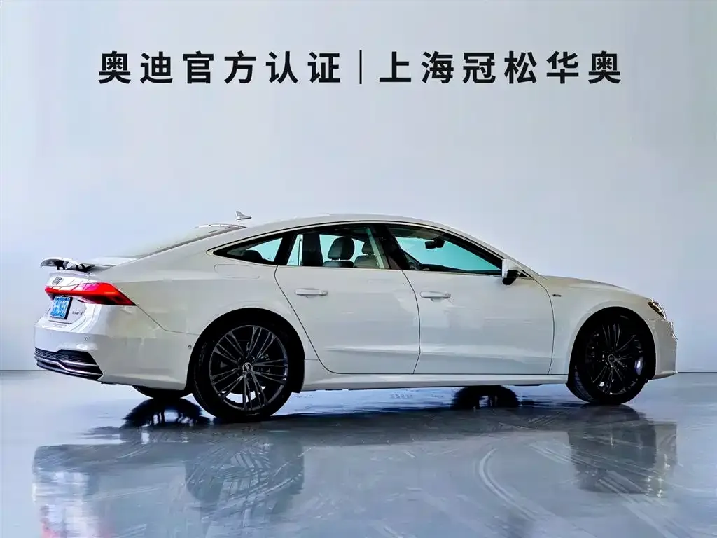 Audi A7 2023 из CN, фото 3