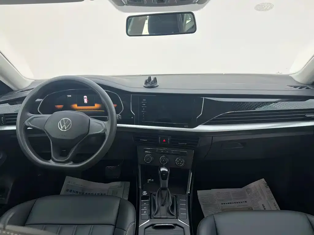 Volkswagen Passat 2022 из CN, фото 8