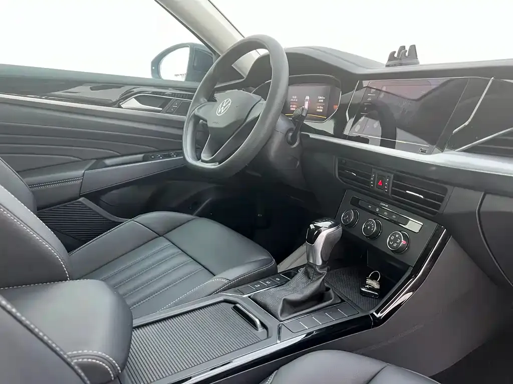 Volkswagen Passat 2022 из CN, фото 9