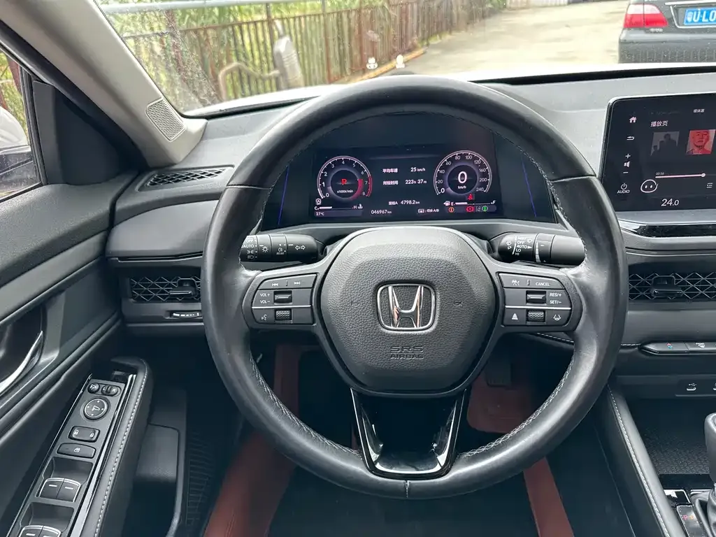 Honda Accord 2024 из CN, фото 9