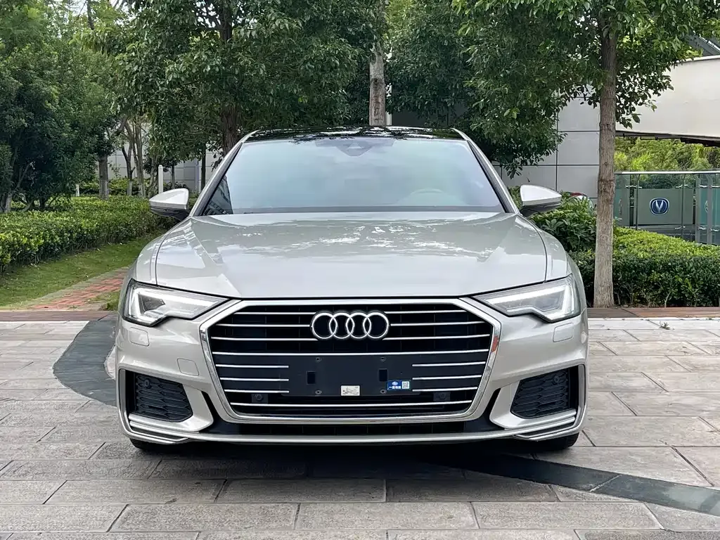 Audi A6L 2022 из CN, фото 2