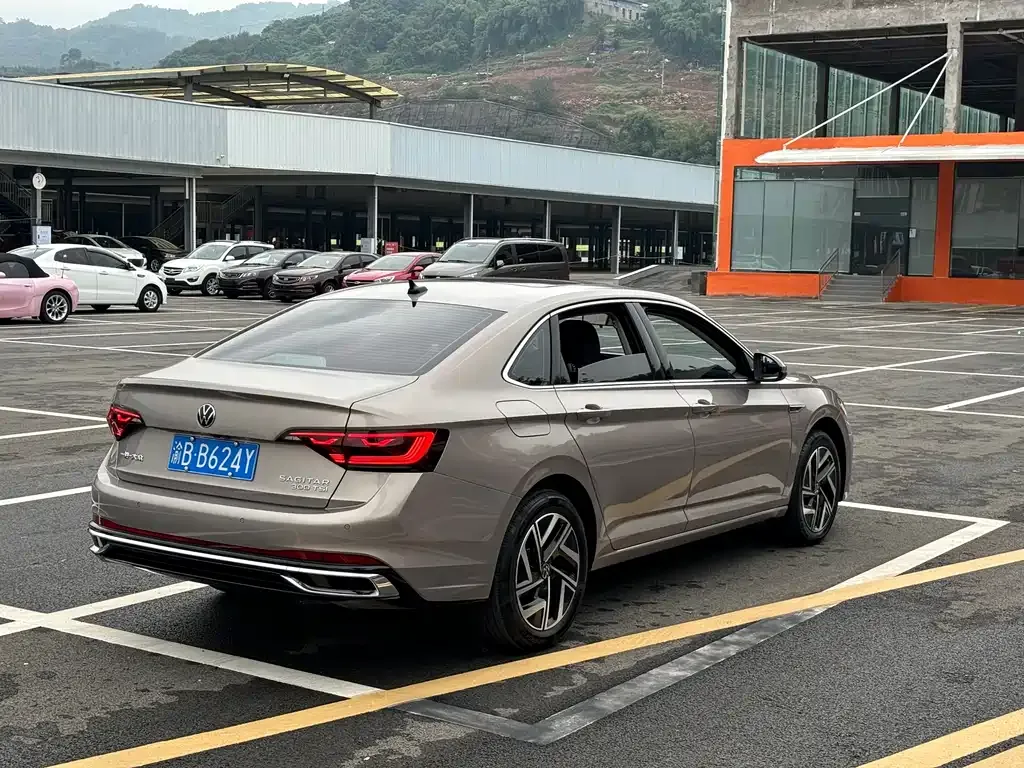 Volkswagen Sagitar 2024 из CN, фото 10