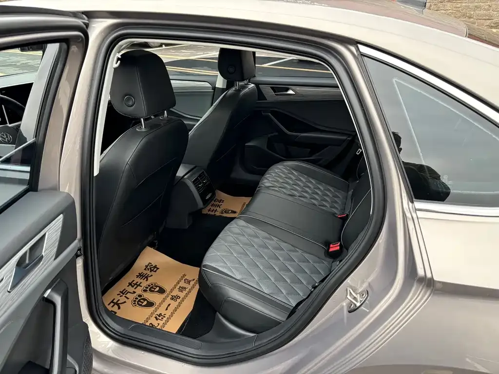 Volkswagen Sagitar 2024 из CN, фото 5