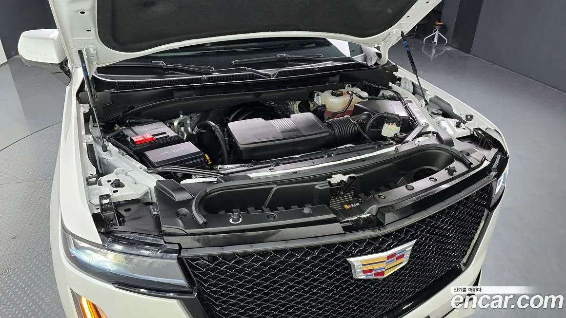 Cadillac Escalade 2023 из KR, фото 6