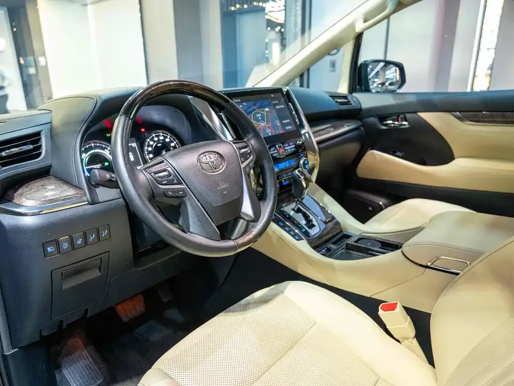 Toyota Alphard 2023 из CN, фото 6