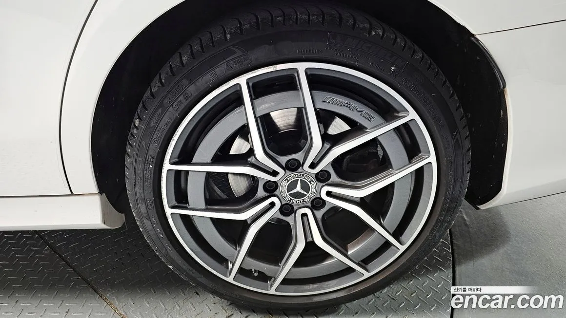 Mercedes-Benz E-Class 2021 из KR, фото 5