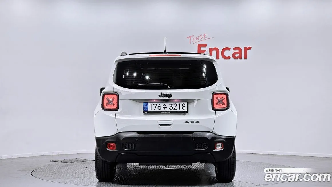 Jeep Renegade 2022 из KR, фото 4