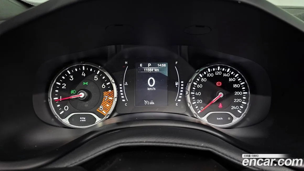 Jeep Renegade 2022 из KR, фото 8