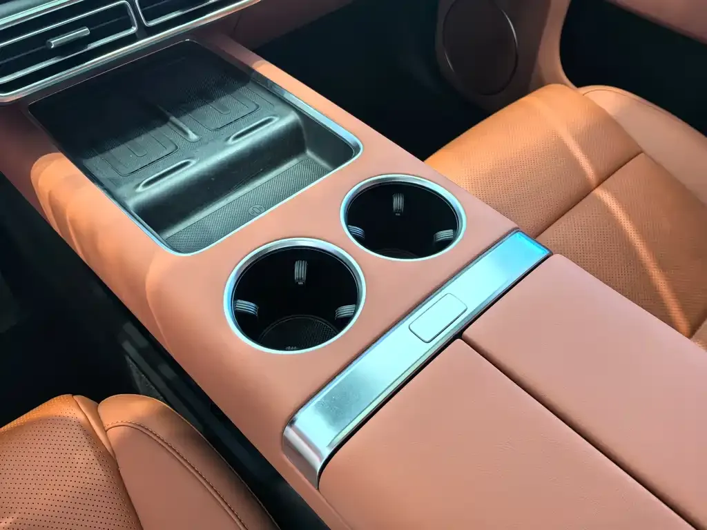 Li Auto L8 2024 из CN, фото 8