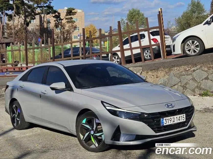 Hyundai AVANTE — фото 2