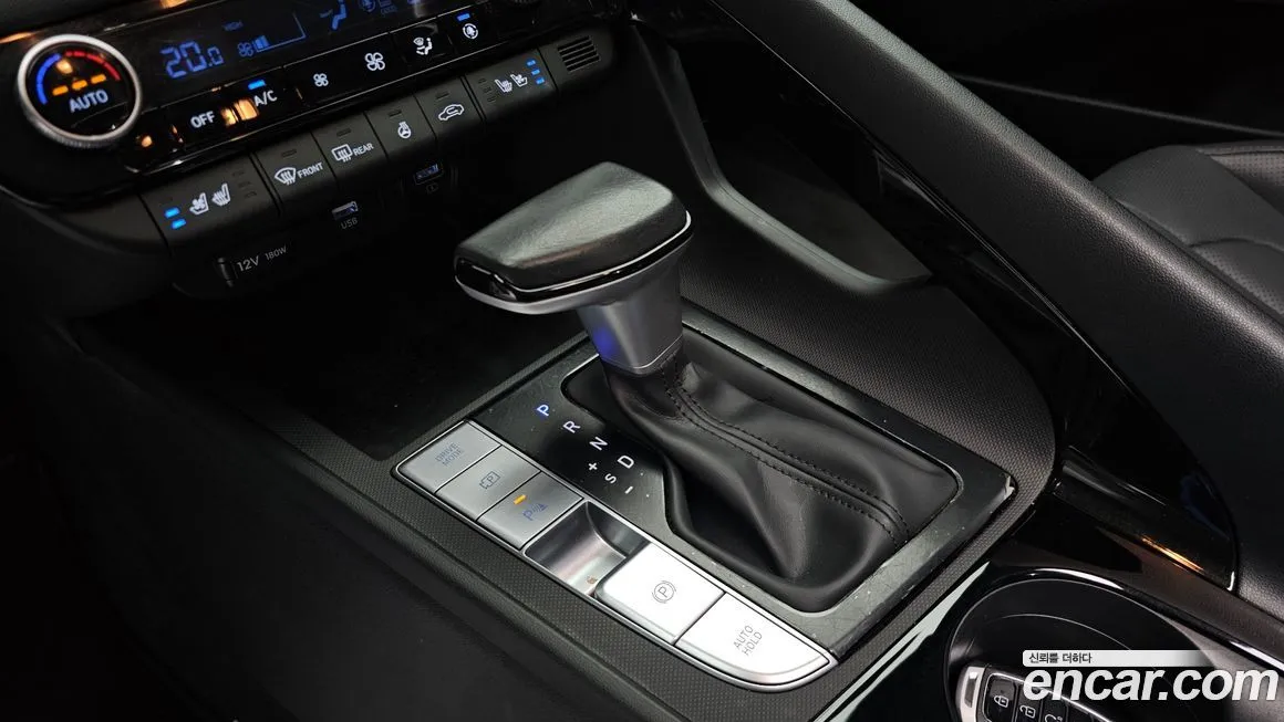 Hyundai AVANTE — фото 9
