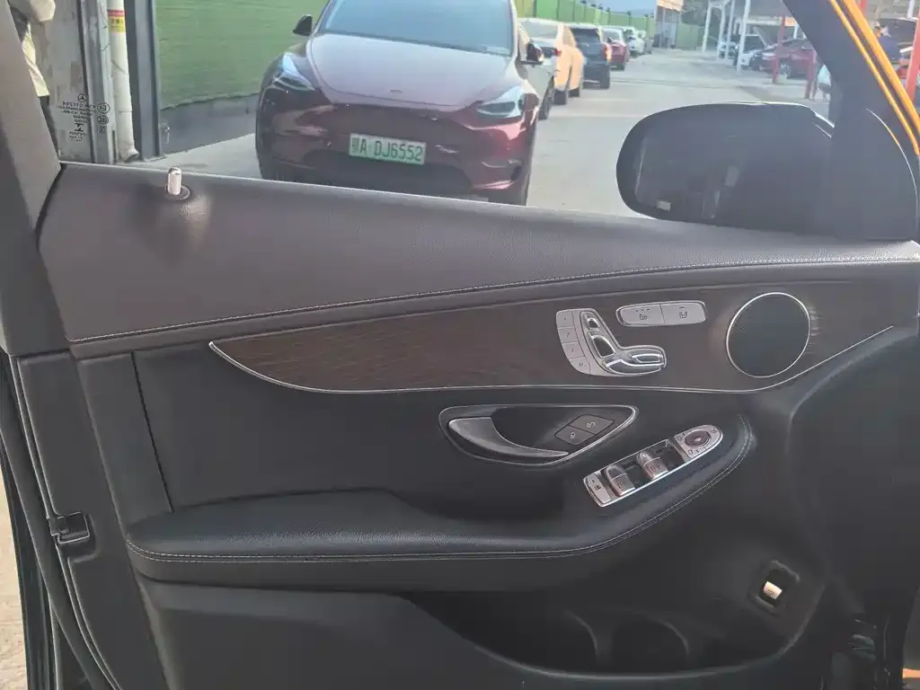 Mercedes-Benz GLC 2021 из CN, фото 4