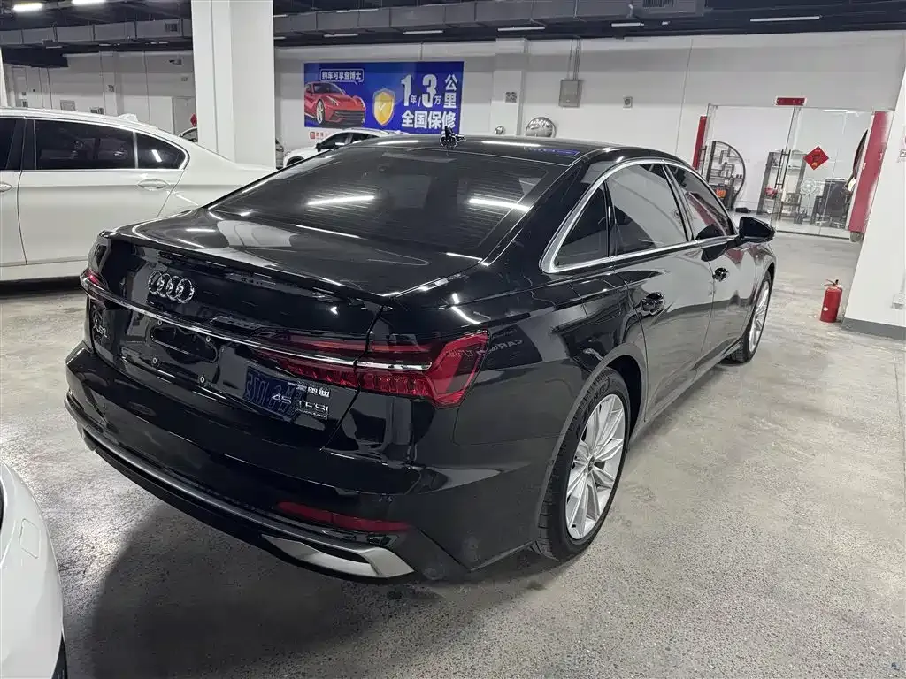 Audi A6L 2024 из CN, фото 4