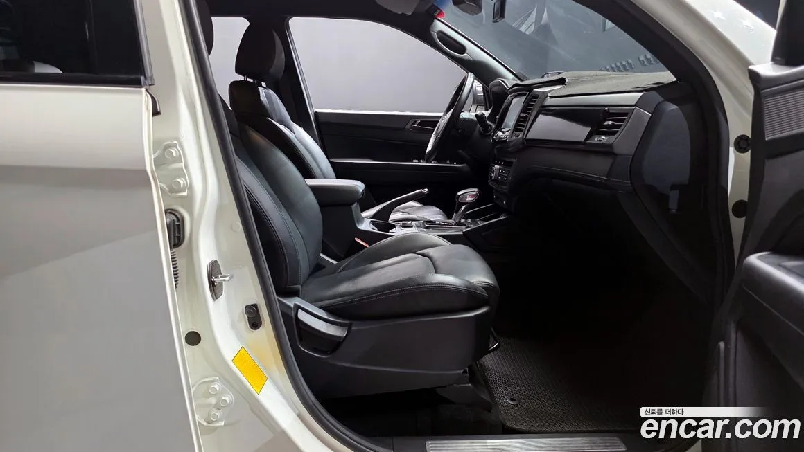 KG Mobility (Ssangyong) Rexton — фото 10