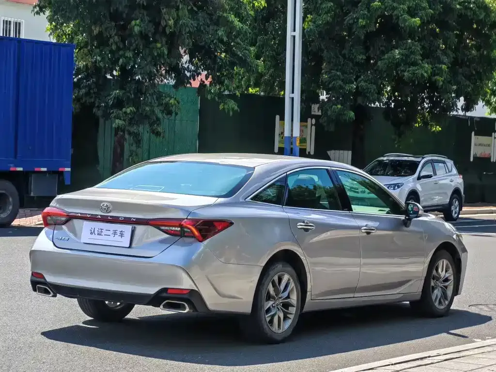 Toyota Avalon 2022 из CN, фото 4