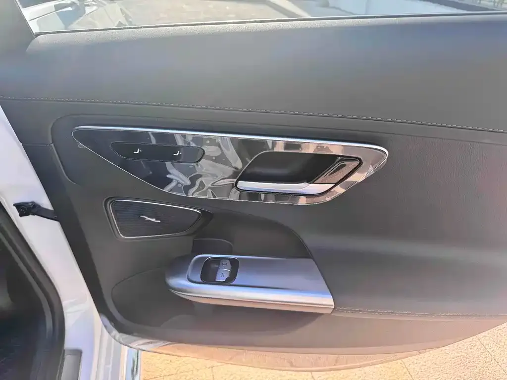 Mercedes-Benz C-Class 2025 из CN, фото 6