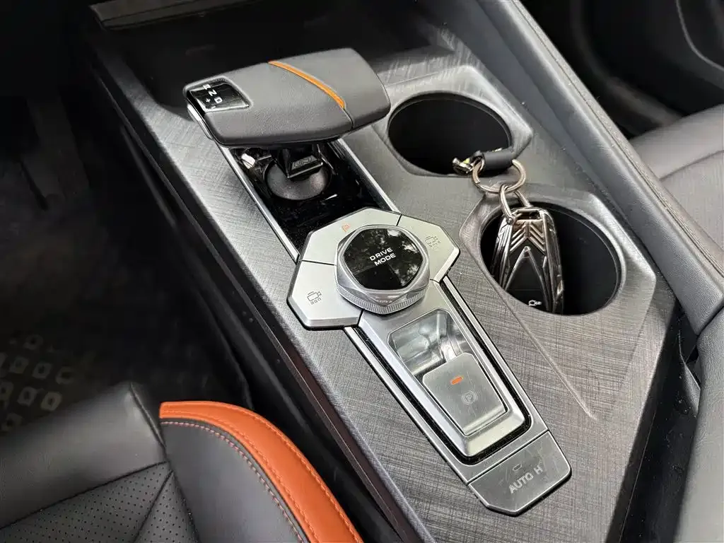 Changan UNI-V 2023 из CN, фото 10